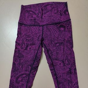 Lululemon Wunder Under 21" crop leggings